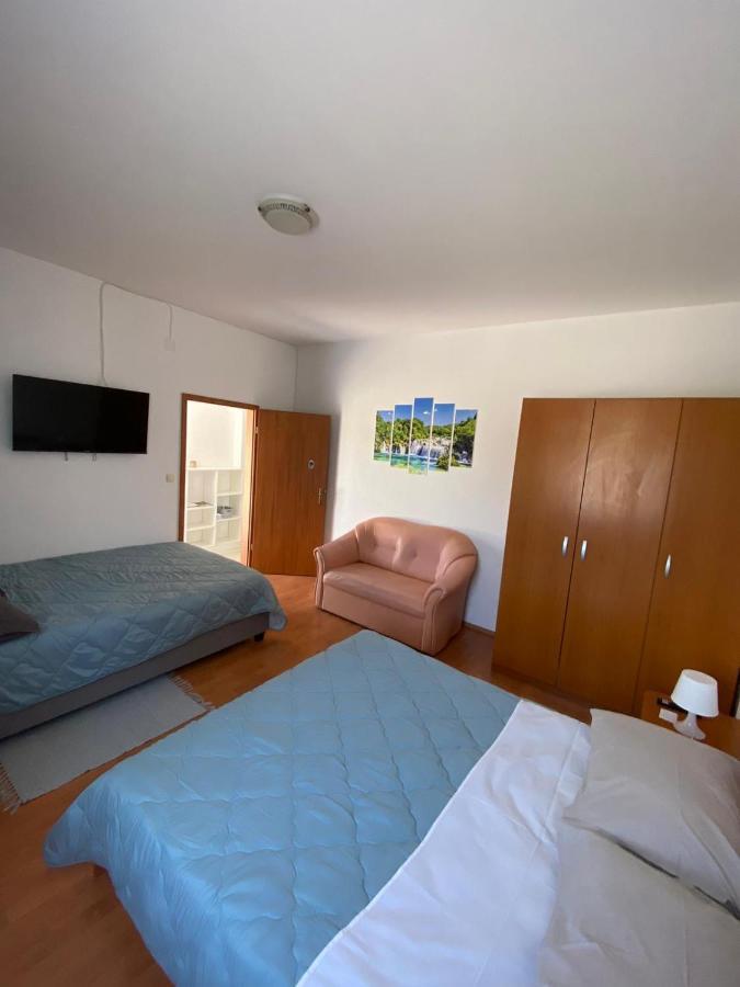 Room Sandra 马图利 外观 照片